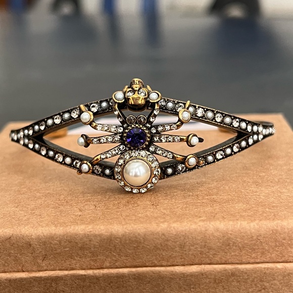 ⭐️SOLD⭐️Alexander McQueen Spider Cuff - Picture 12 of 17